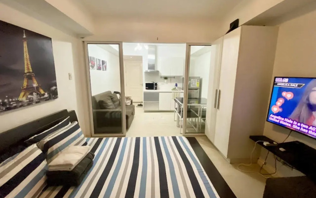 Stay At Azure urban beach residents