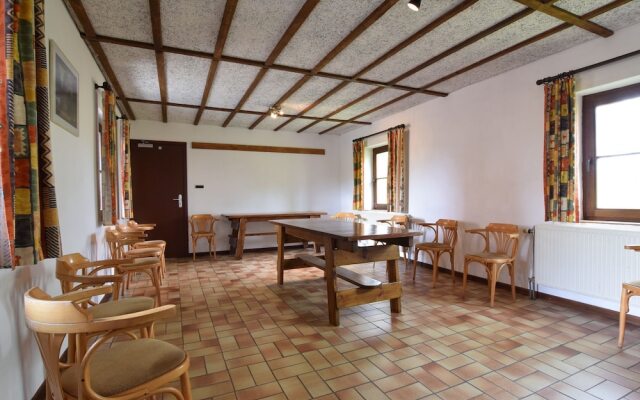 Refined Holiday Home in Nadrin With Garden