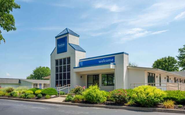 Travelodge by Wyndham Essington / Philadelphia Airport