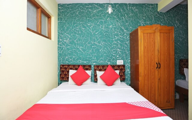 Oyo 24966 Grand Hotel And Restaurant