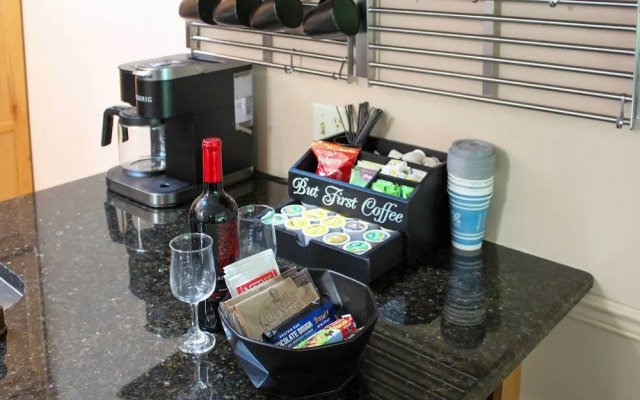 Updated Retreat w/ Golf Course & Wildlife Views!