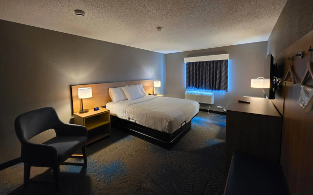 Days Inn by Wyndham Waukegan