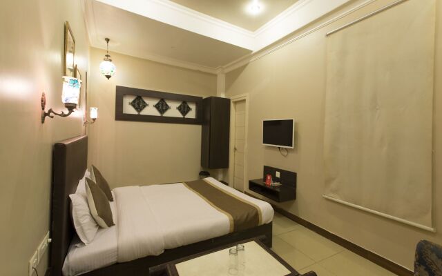 Townhouse OAK Hotel Dev Villas