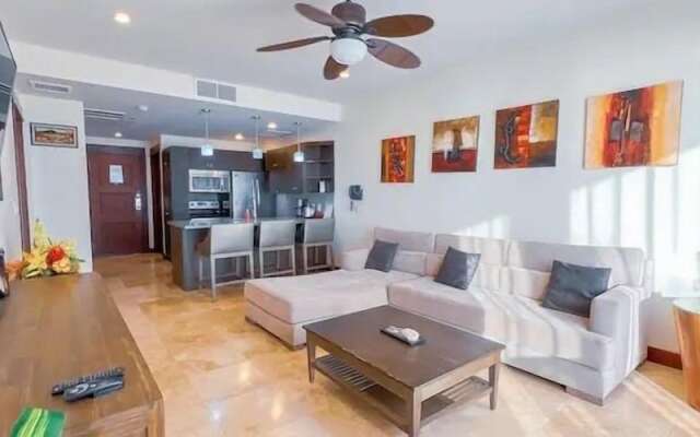 Seaview Oasis 1-BRSuite in Croc's casino