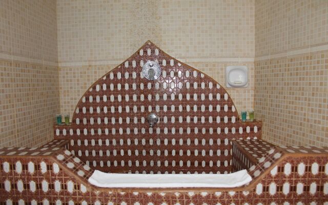 Mizingani Seafront Hotel