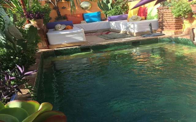 Riad CharCam - Adults Only