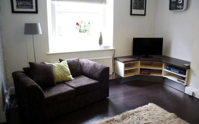 Licatas Apartment Cotswolds Sleeps 6