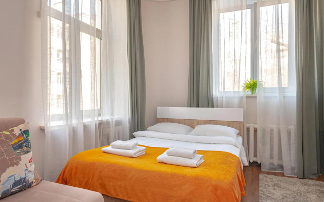 Уютные студии на улице Светланская 123