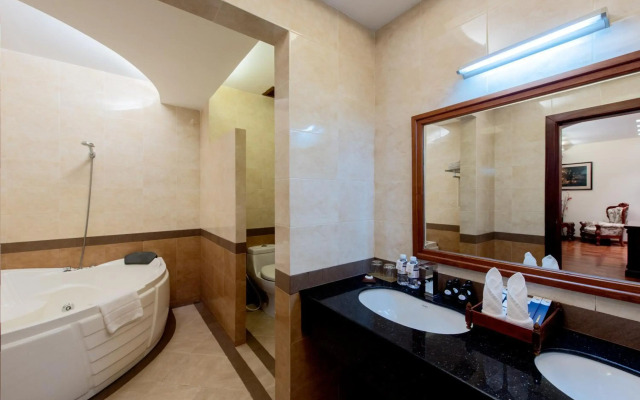 Pacific Hotel & Spa