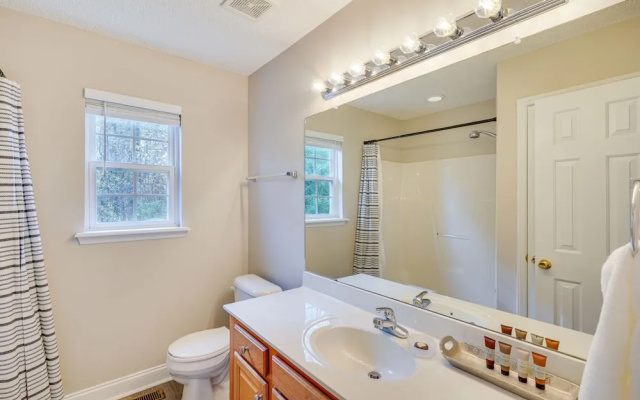 Durham Vacation Rental ~ 6 Mi to Downtown!