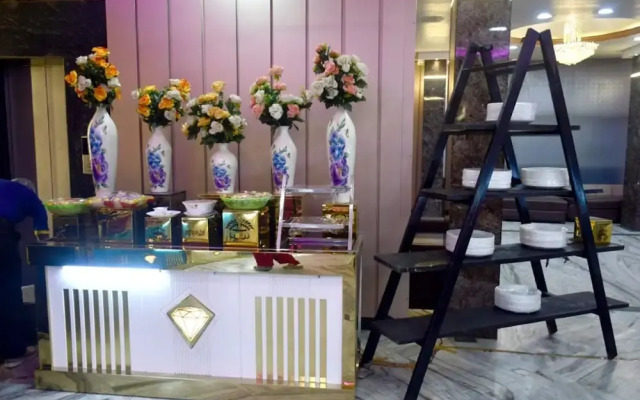 Goroomgo Naman Hotel and Banquet Kanpur