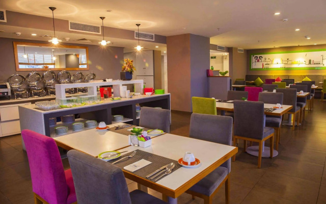 EMM Hotel Saigon