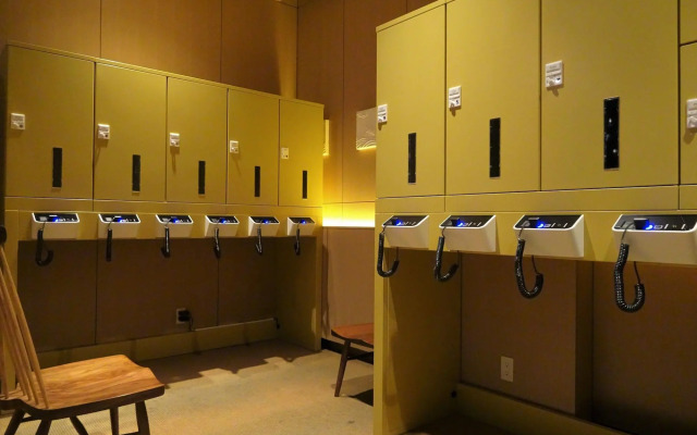 Jr Kyushu Hotel Blossom Shinjuku