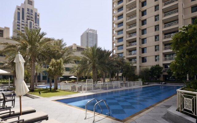 Dream Inn Dubai – 29 Boulevard with Private Terrace