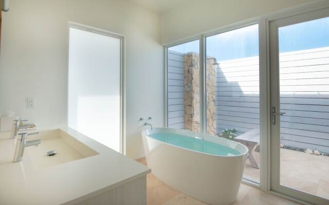 Sailrock South Caicos - Oceanview Villas & Suites