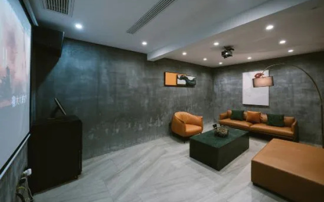 Luli Villa