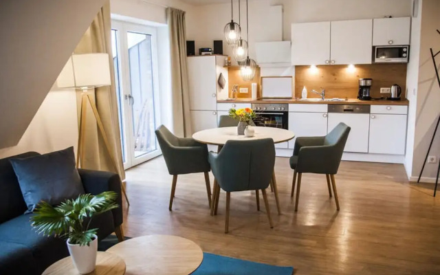 Narrow Luzin Modern Retreat