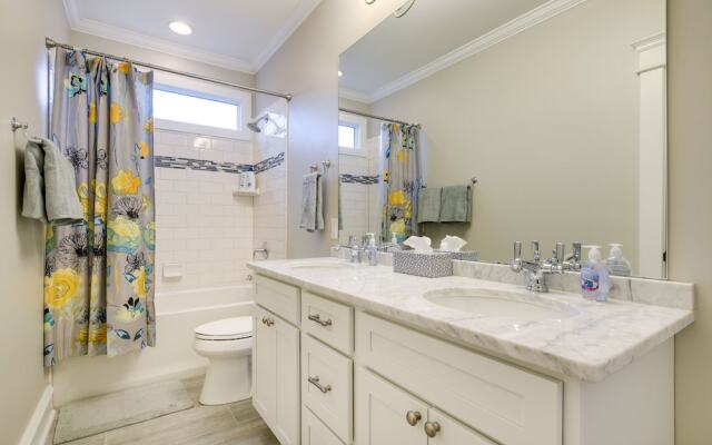 Dog-friendly Durham Home - Walk Downtown!