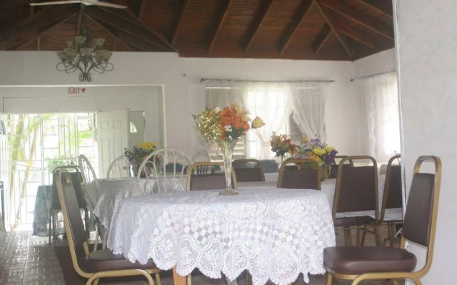 Executive Mammee Bay Hotel