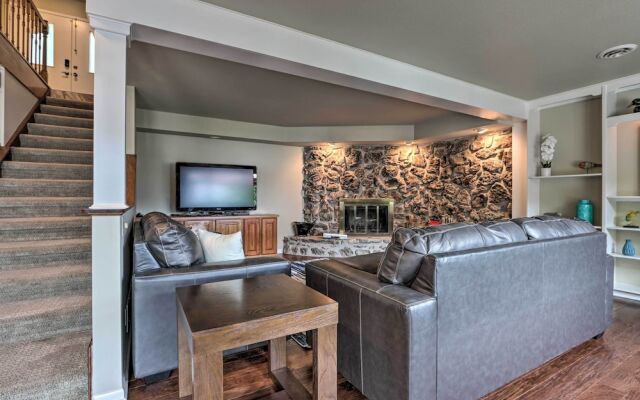 Lakefront Haven: Family-friendly Sunrise Beach Gem