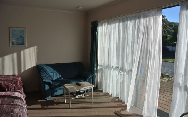 Blue Seas Motel
