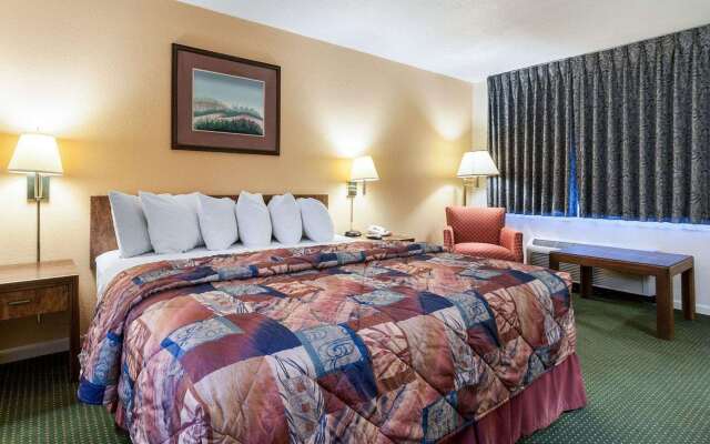 Rodeway Inn