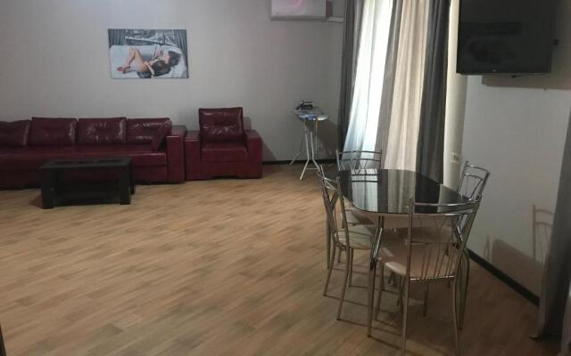 Penthouse studio