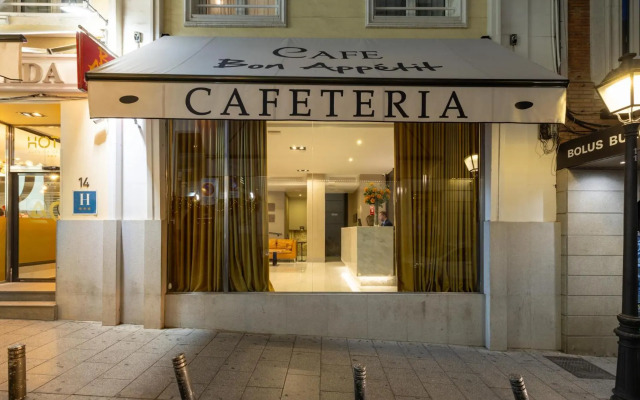 Hotel Avenida Gran Via