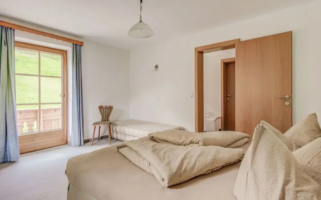 Apartment in Hainzenberg Near Ski Lift