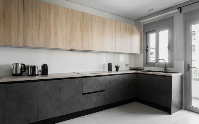 UPSTREET Teal Faliro House