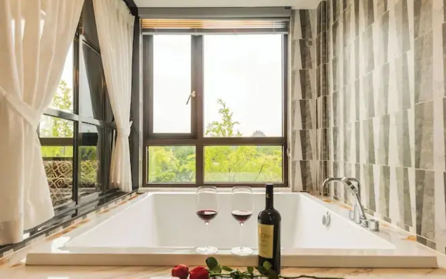 Li River Resort Villa Hotel