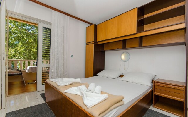 Apartments and Room Nada