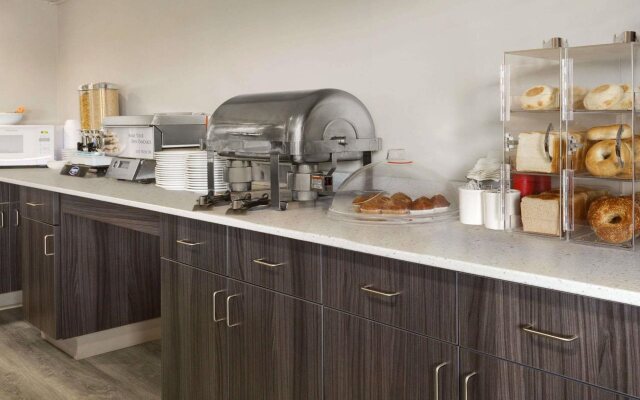 Travelodge Suites by Wyndham New Glasgow