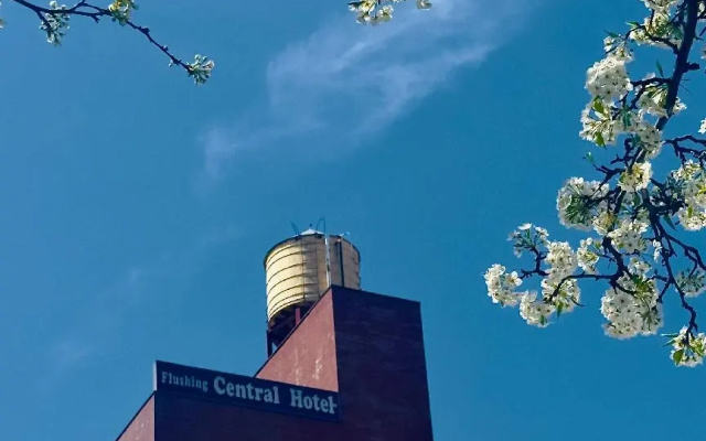 Flushing Central Hotel 88