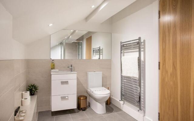 Fabulous Penthouse, Brilliant Location, Sleeps 6!