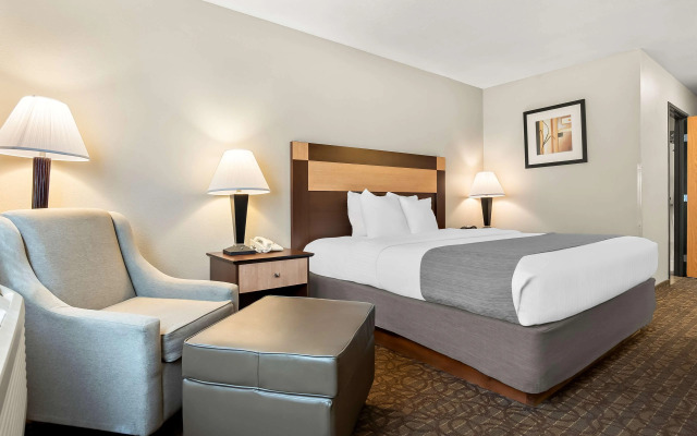 Best Western Sawtooth Inn & Suites