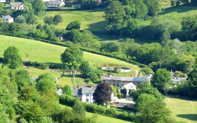 Court Farm Holiday Cottages