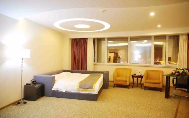 Tianjin Ruijing Waitan Hotel