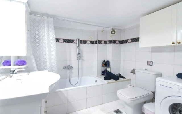 Rustic Apartment 2BR in Thessaloniki