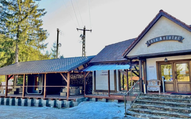 Casa Motului B&B