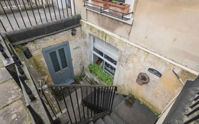Courtyard Apartment