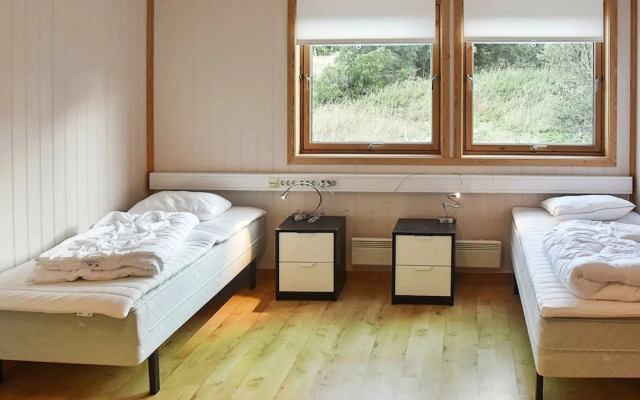 12 Person Holiday Home in Oksvoll