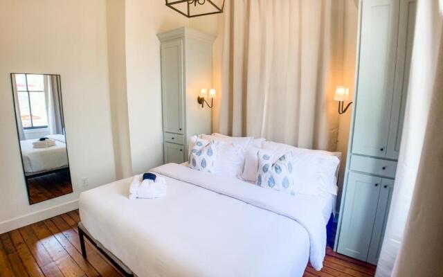 Guesthouse Charleston EAST 46 G and H