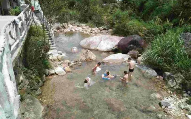 Ruoliao Cuckoo Pottery House