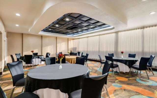 Clarion Inn & Suites