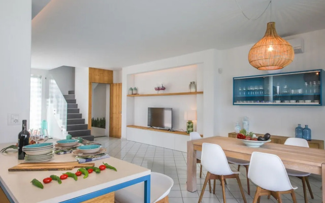 TD Villa Levante Modern Luxury Villa with Sea View