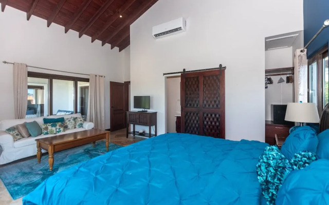 Pristine Bay 1005- Villa Loce 4 Bedroom Home