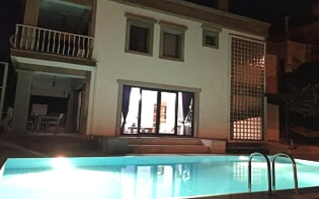 BO093 by Villaofsummer