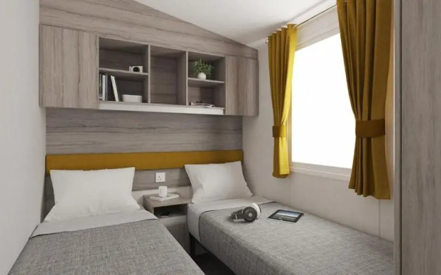 Caravan on Fantastic site