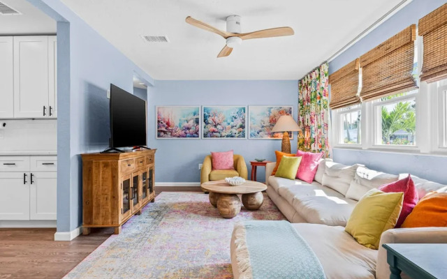 Coastal Sanctuary Near IMG and Beaches